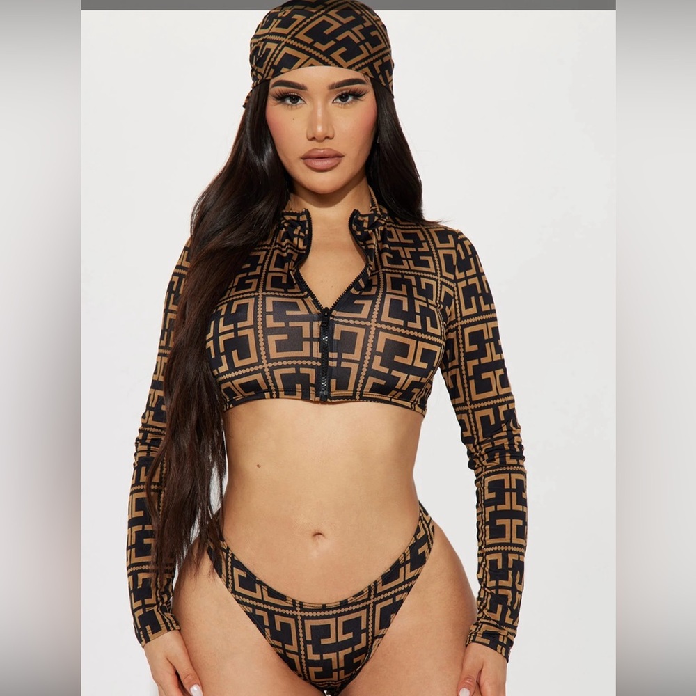 NWT Odell three-piece bikini sunset. Completely sold out online